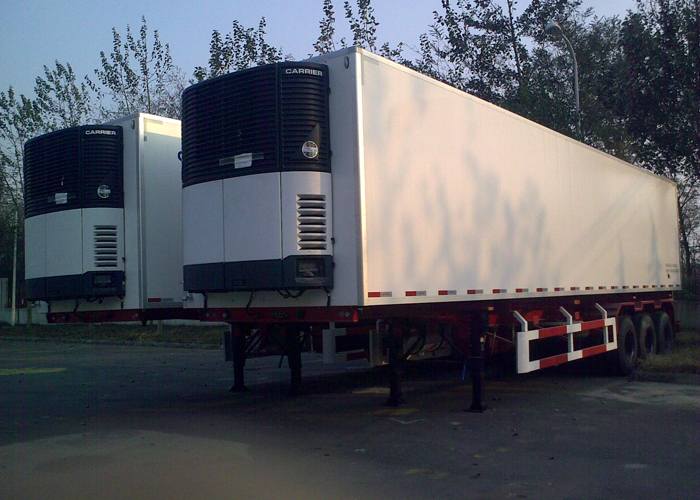 45ft 3-Achsen-Kühlauflieger mit Carrier-Kühleinheiten zum Einfrieren und Frischladungen, Kühlanhänger